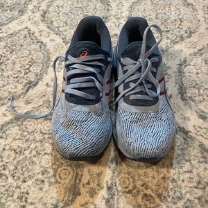 Converse Navy and Light Gray Athletic Shoes